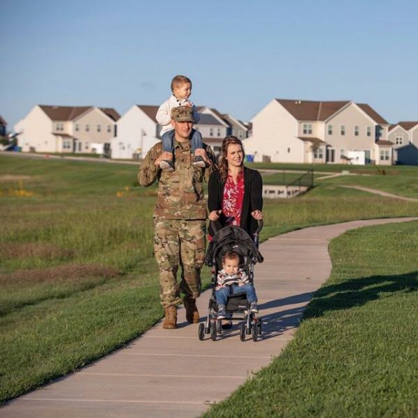 Fort Riley US Army housing gets 350 additional solar installations - pv ...
