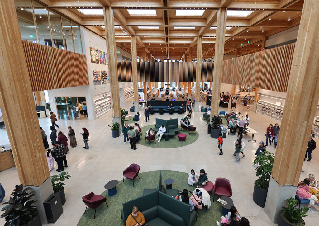 Multnomah County, Oregon powers up new library with 188 kW solar ...
